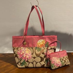 Coach Chrysanthemum Flower Embroidery Pink Canvas Tote And Wallet